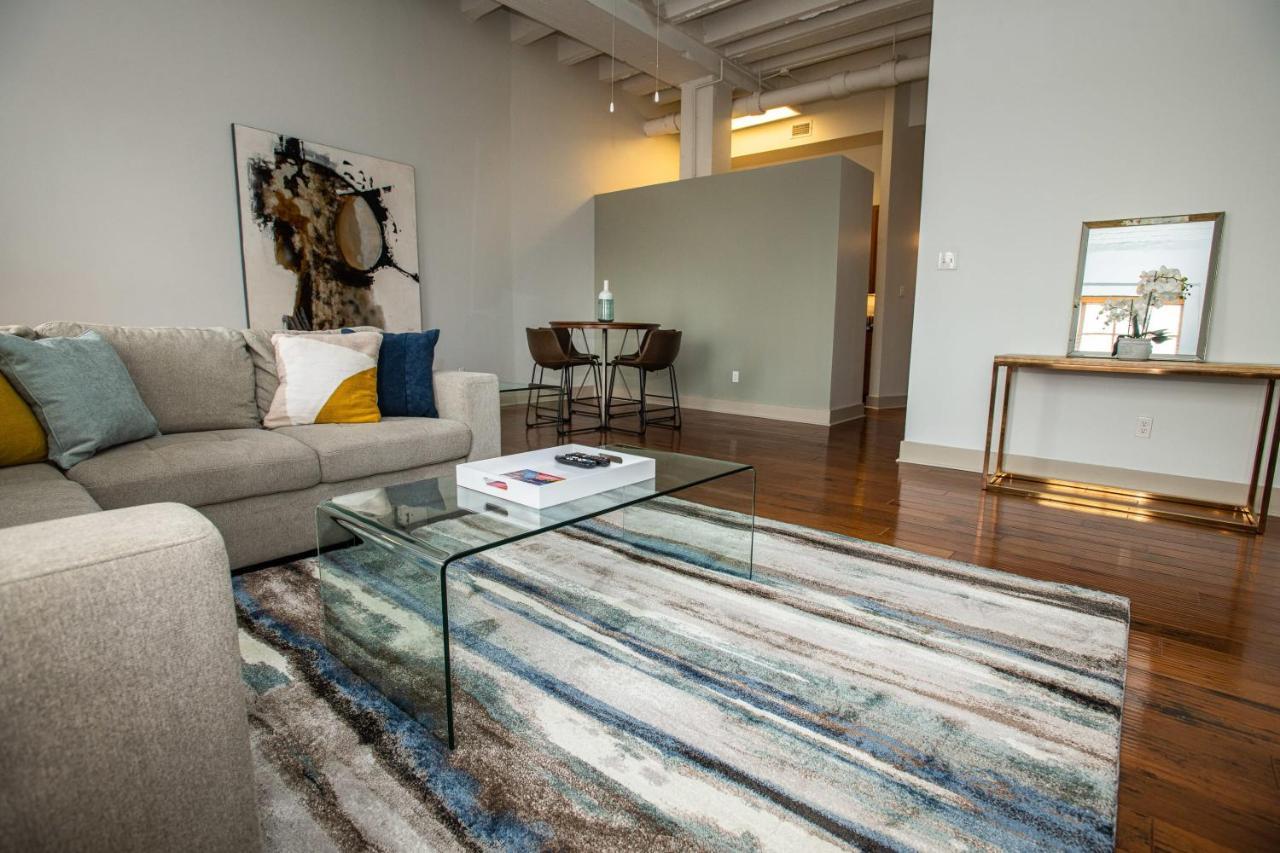 Apartment New French Quarter Delight 13